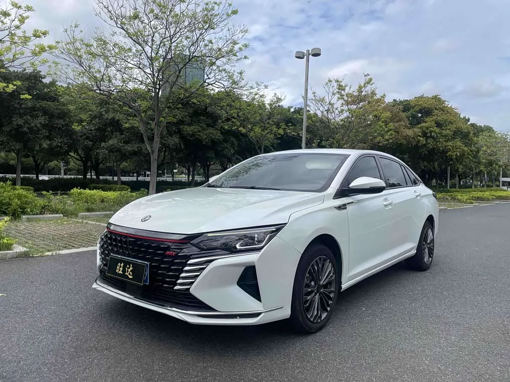 Dongfeng Aeolus Yixuan Max 2023 из Китая — купить под ключ