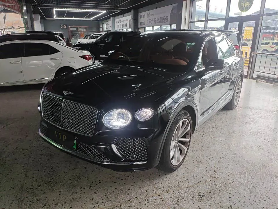 Bentley Bentayga Hybrid 2021 из Китая — купить под ключ