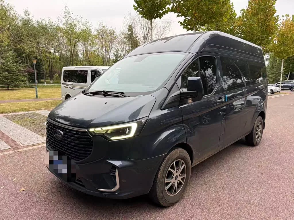 Ford Transit New 2023 из Китая — купить под ключ