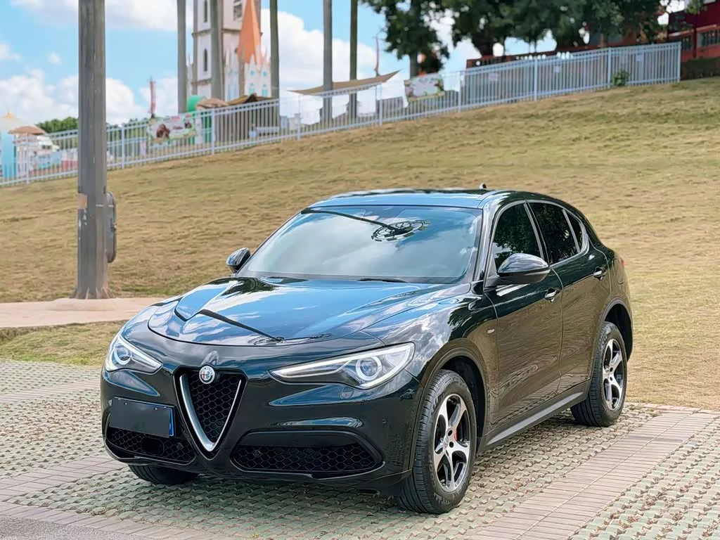 Alfa Romeo Stelvio 2018 из Китая — купить под ключ