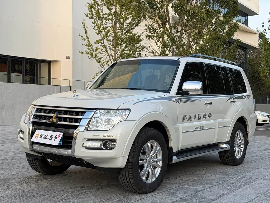 Mitsubishi Pajero 2019 из Китая — купить под ключ