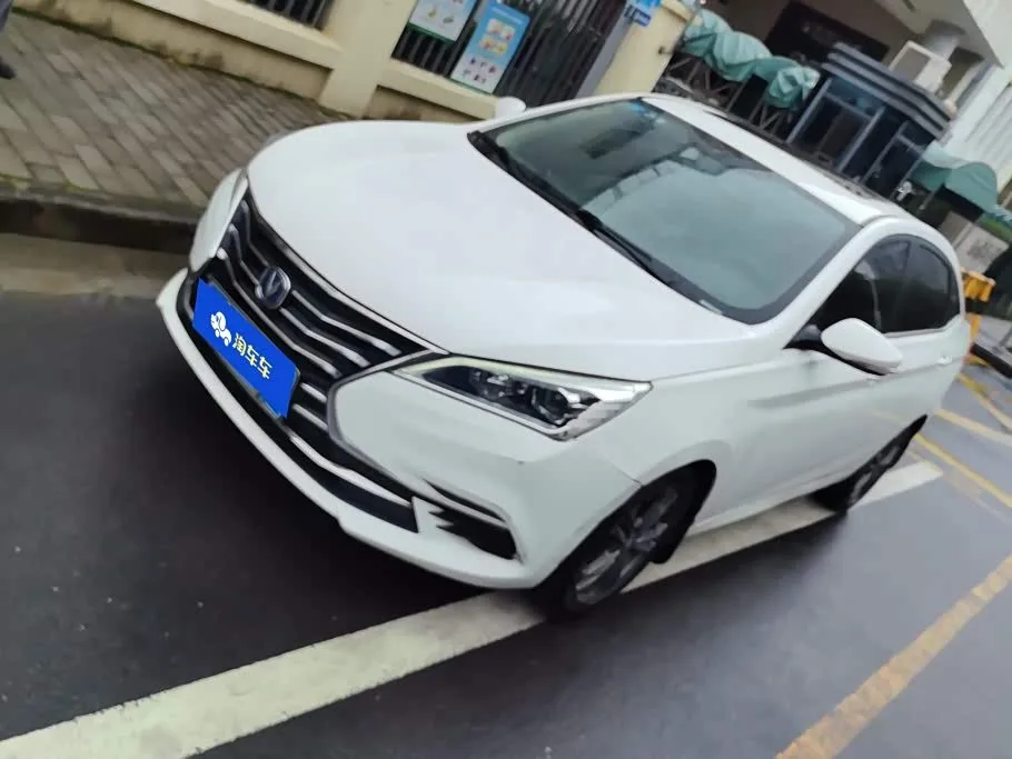 Changan Eado DT 2019 из Китая — купить под ключ