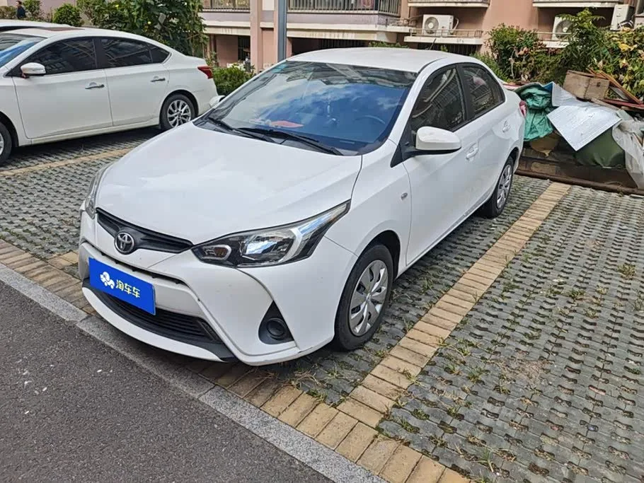 Toyota Yaris L 2017 из Китая — купить под ключ