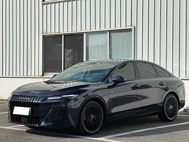 Roewe M7 DMH 2026 из Китая — купить под ключ