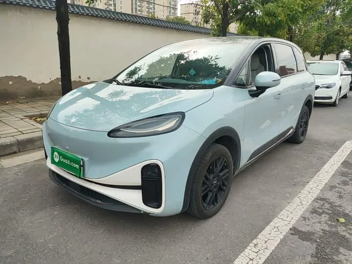 BAIC Arcfox Kaola 2023 из Китая — купить под ключ