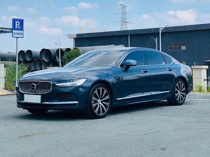 Volvo S90 Hybrid 2023 из Китая — купить под ключ