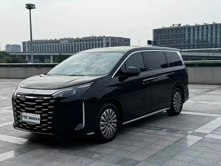 BYD Xia 2026 из Китая — купить под ключ