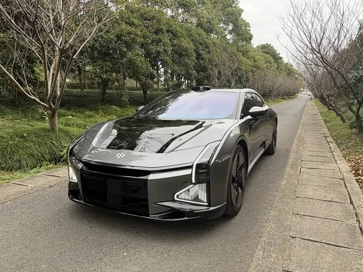 HiPhi Z 2023 из Китая — купить под ключ