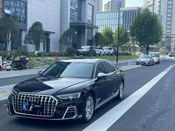 Audi A8 2023 из Китая — купить под ключ