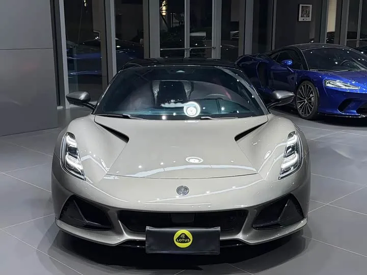 Lotus Emira 2023 из Китая — купить под ключ