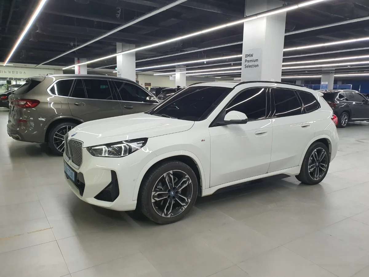 BMW iX1 2025 из Кореи — купить под ключ