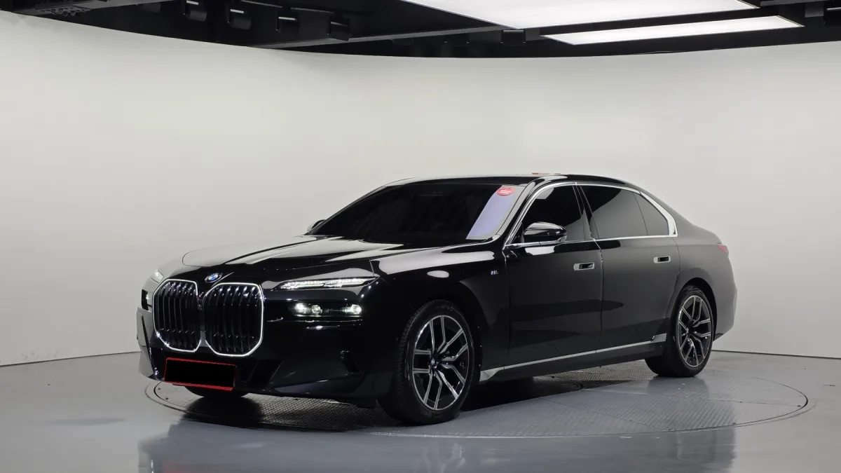 BMW 7 Series 2025 из Кореи — купить под ключ