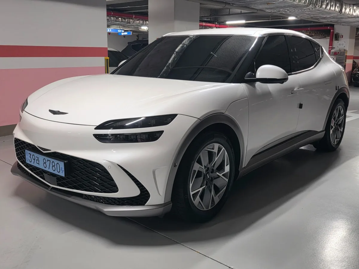 Genesis GV60 2023 из Кореи — купить под ключ