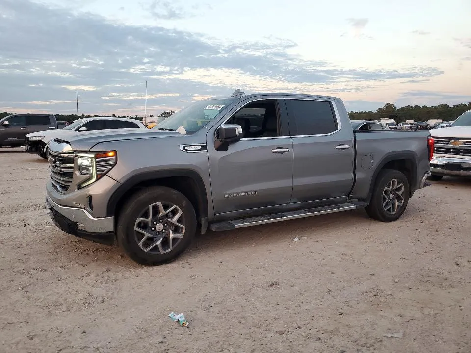 GMC Sierra