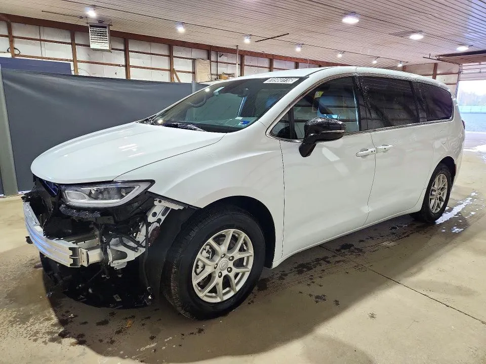 Chrysler Pacifica 2025 из США — купить под ключ