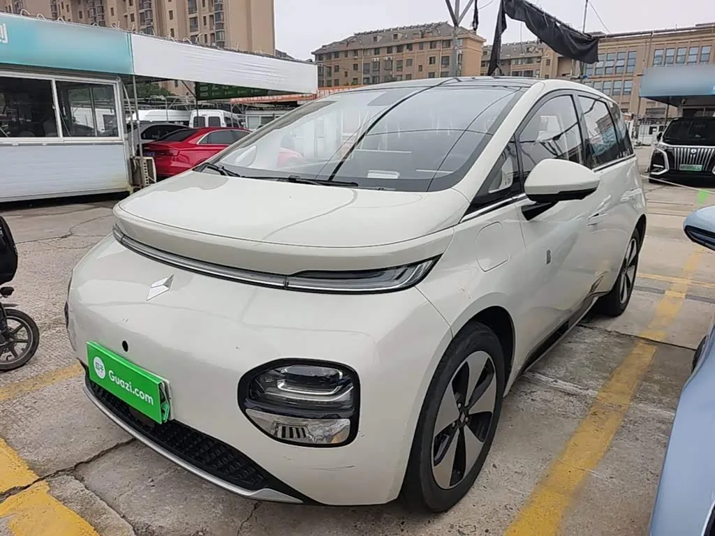 Baojun Yunduo 2023 из Китая — купить под ключ