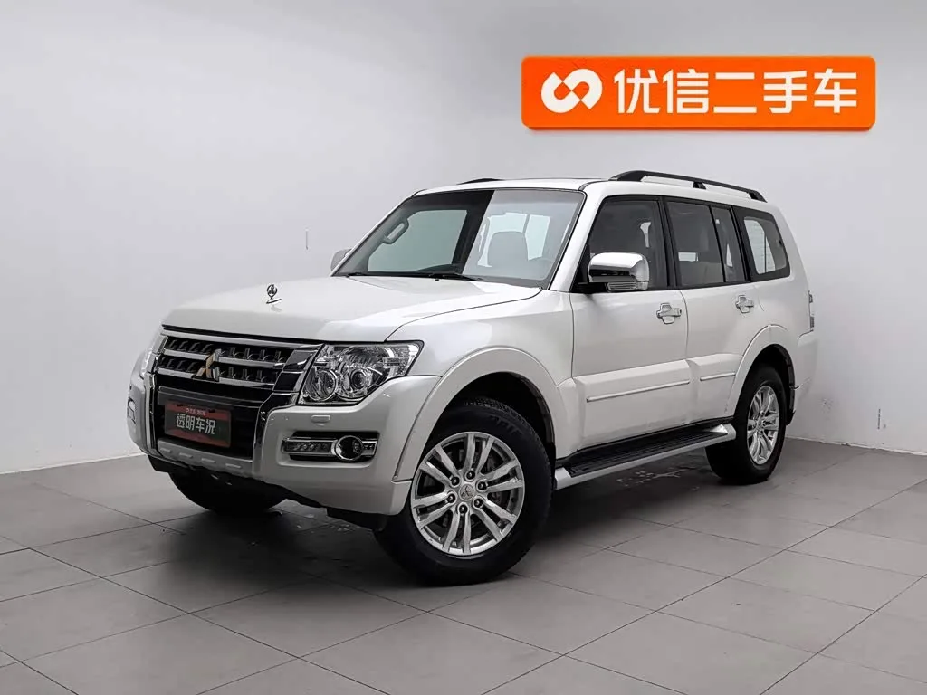 Mitsubishi Pajero 2020 из Китая — купить под ключ