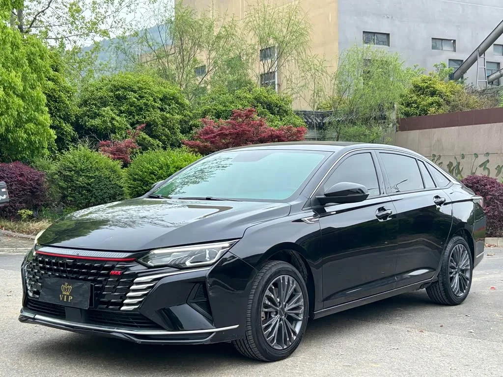 Dongfeng Aeolus Yixuan Max 2022 из Китая — купить под ключ