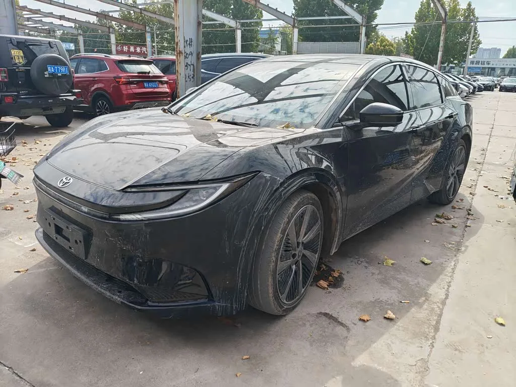 Toyota bZ5 2026 из Китая — купить под ключ