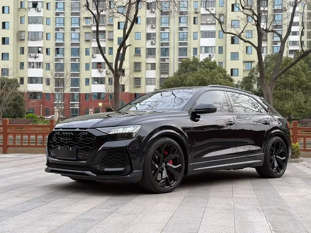 Audi RS Q8 2021 из Китая — купить под ключ