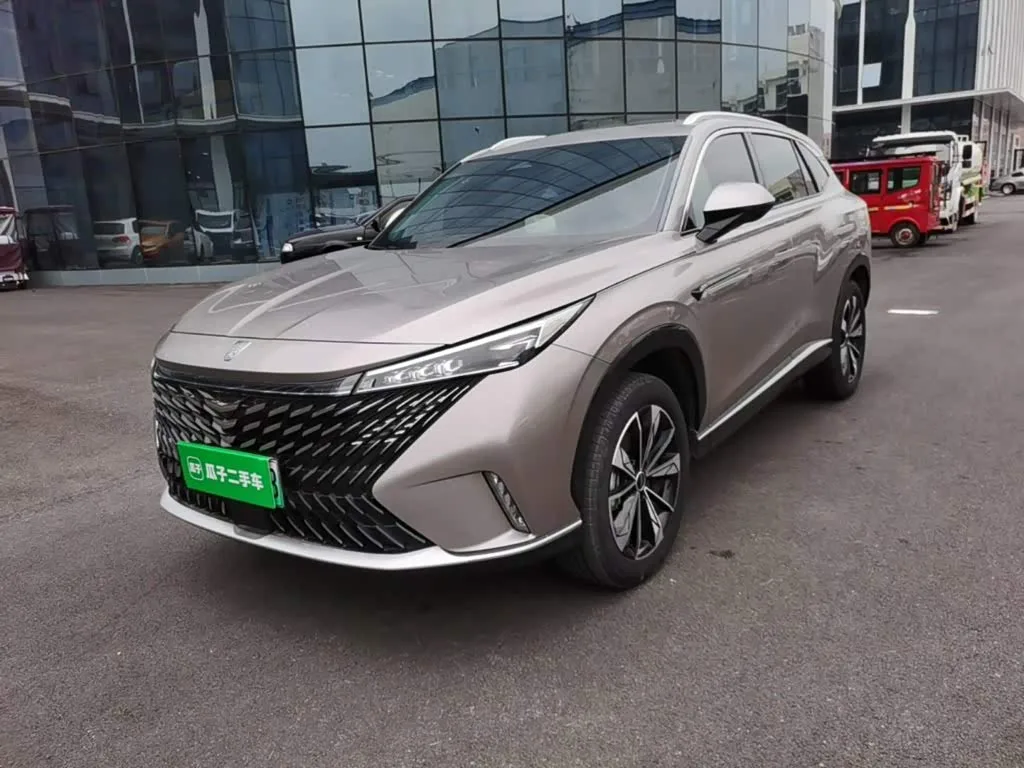 Roewe RX5 Hybrid 2025 из Китая — купить под ключ