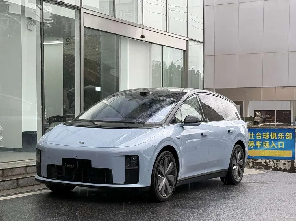 LiXiang i8 2026 из Китая — купить под ключ