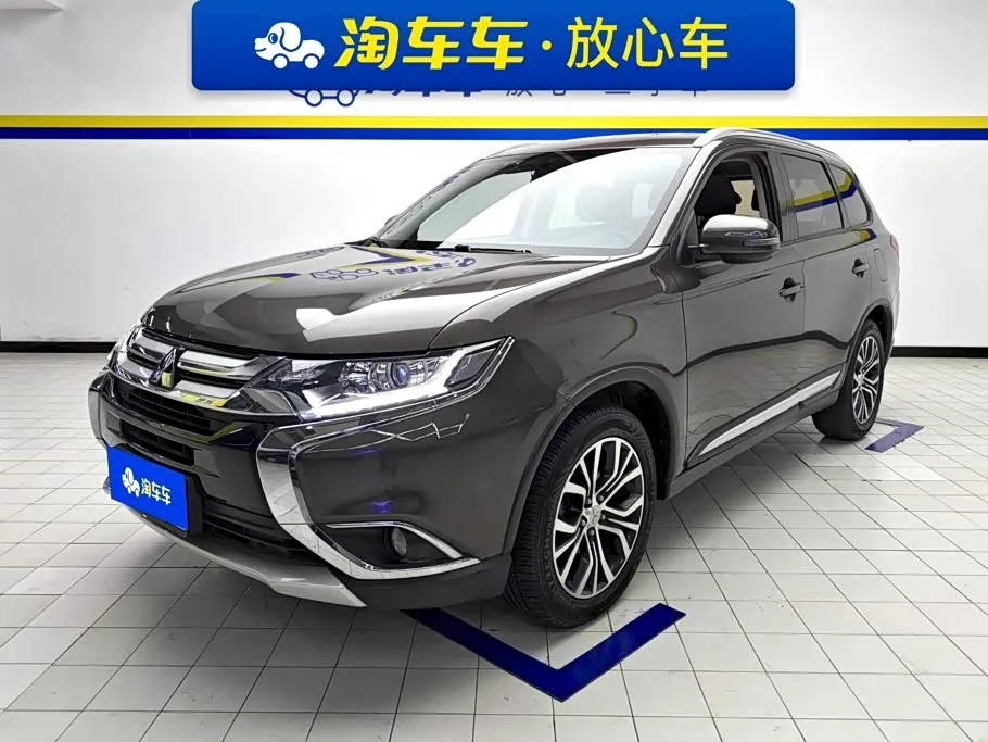Mitsubishi Outlander 2018 из Китая — купить под ключ