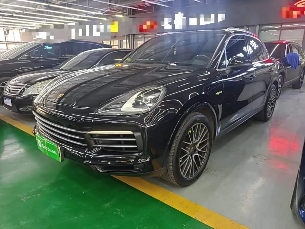 Porsche Cayenne Hybrid 2021 из Китая — купить под ключ