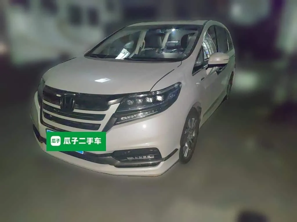 Honda Elysion 2021 из Китая — купить под ключ