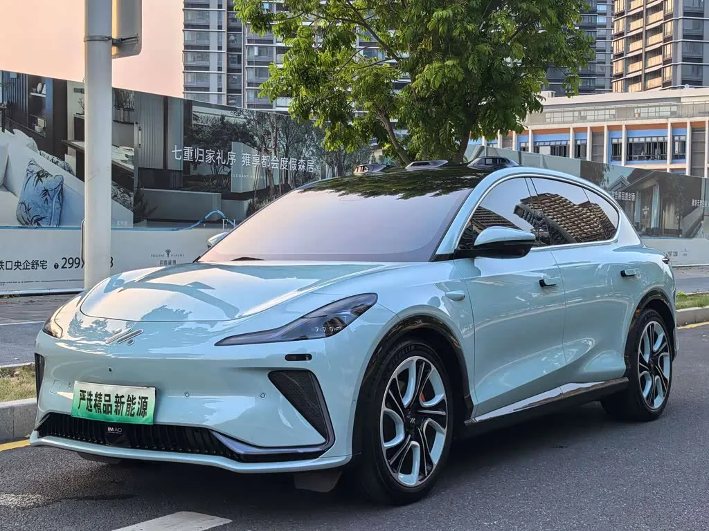 IM motors LS7 2024 из Китая — купить под ключ