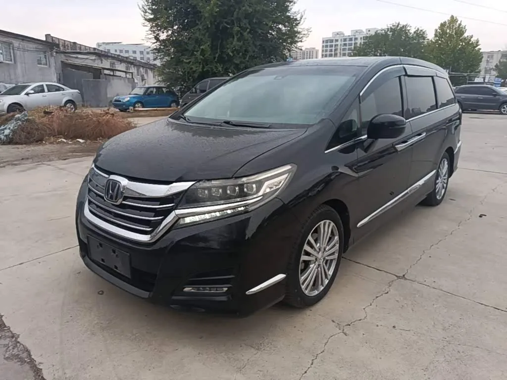 Honda Elysion 2018 из Китая — купить под ключ
