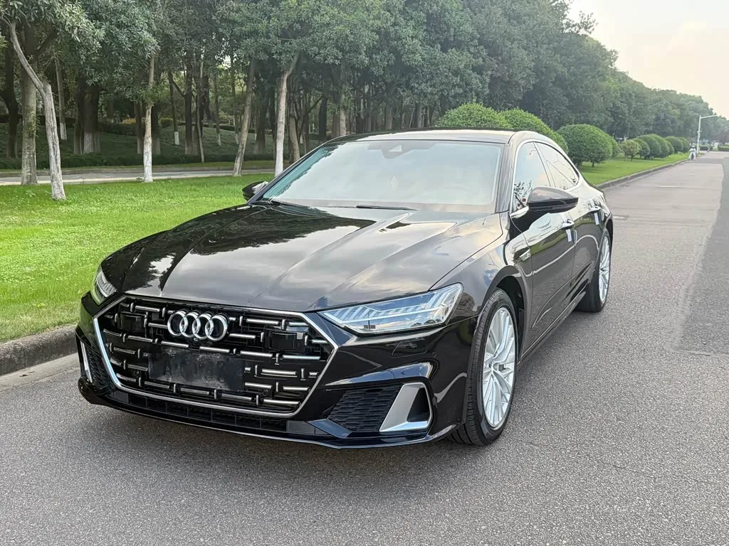 Audi A7L 2023 из Китая — купить под ключ