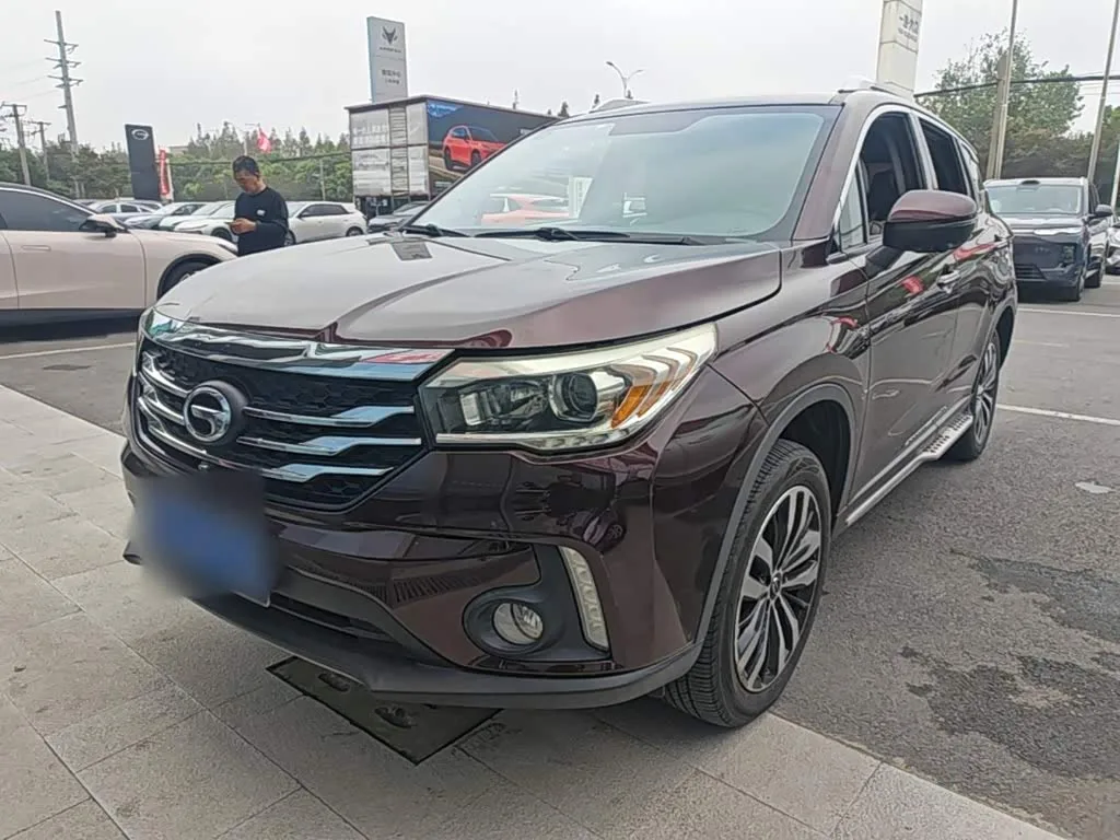 GAC Trumpchi GS4 2017 из Китая — купить под ключ