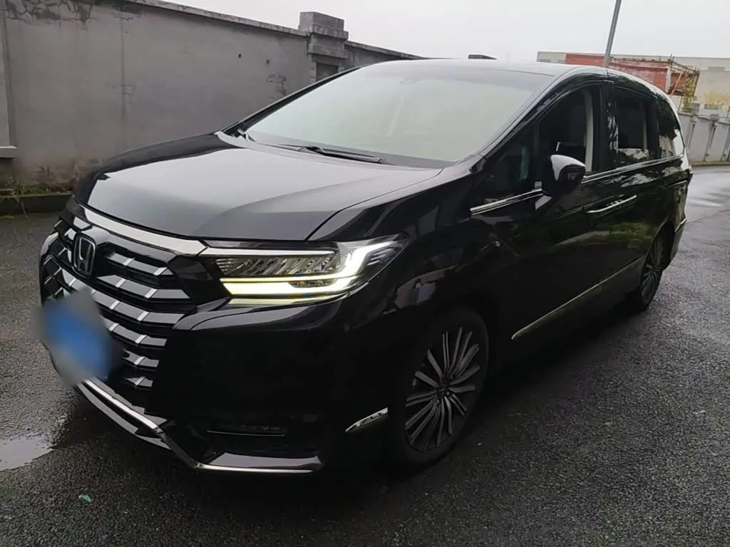Honda Elysion 2022 из Китая — купить под ключ