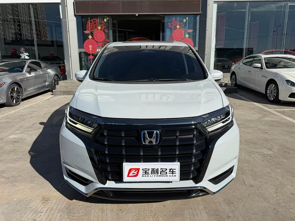 Honda Elysion 2025 из Китая — купить под ключ