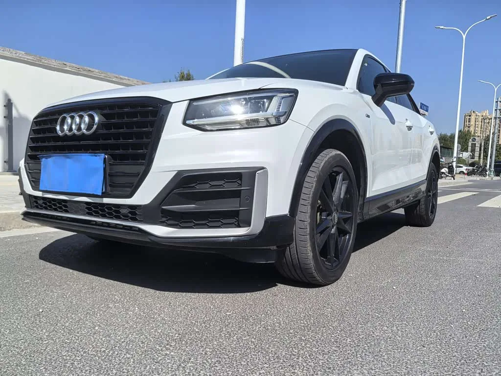 Audi Q2L 2021 из Китая — купить под ключ