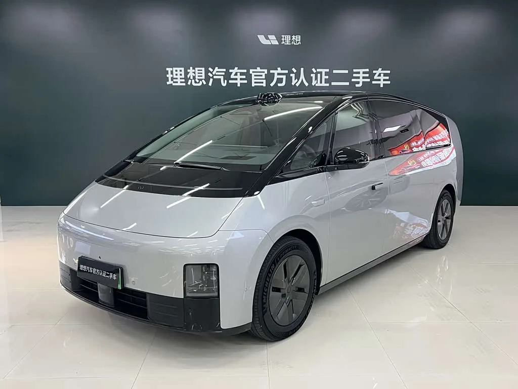 LiXiang Mega 2024 из Китая — купить под ключ