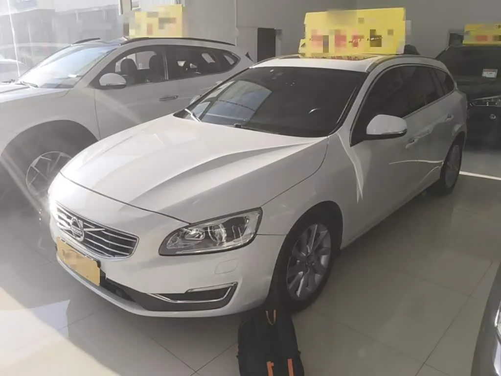 Volvo V60 2015 из Китая — купить под ключ