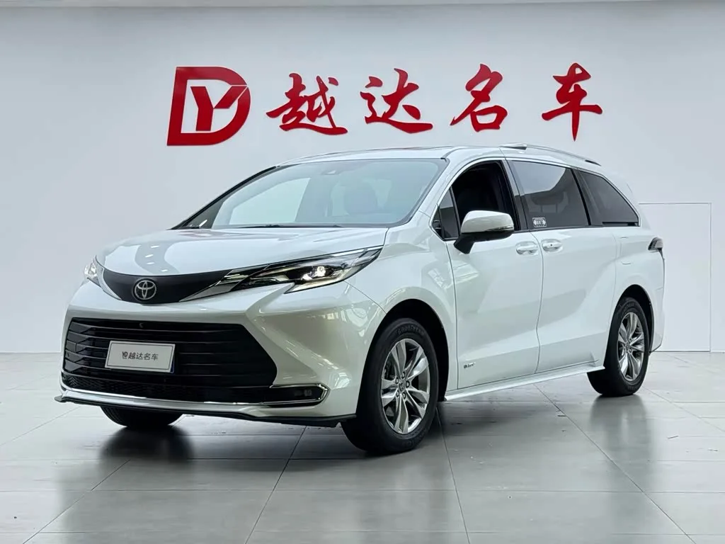 Toyota Sienna 2025 из Китая — купить под ключ