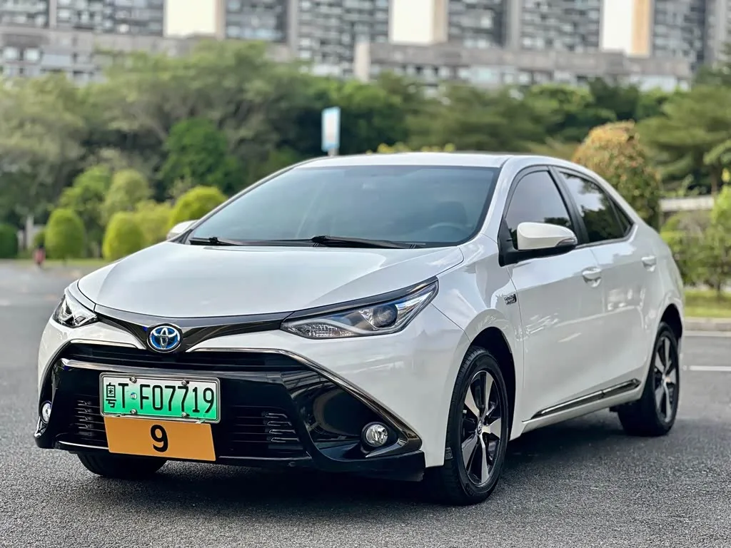 Toyota Levin Hybrid 2019 из Китая — купить под ключ