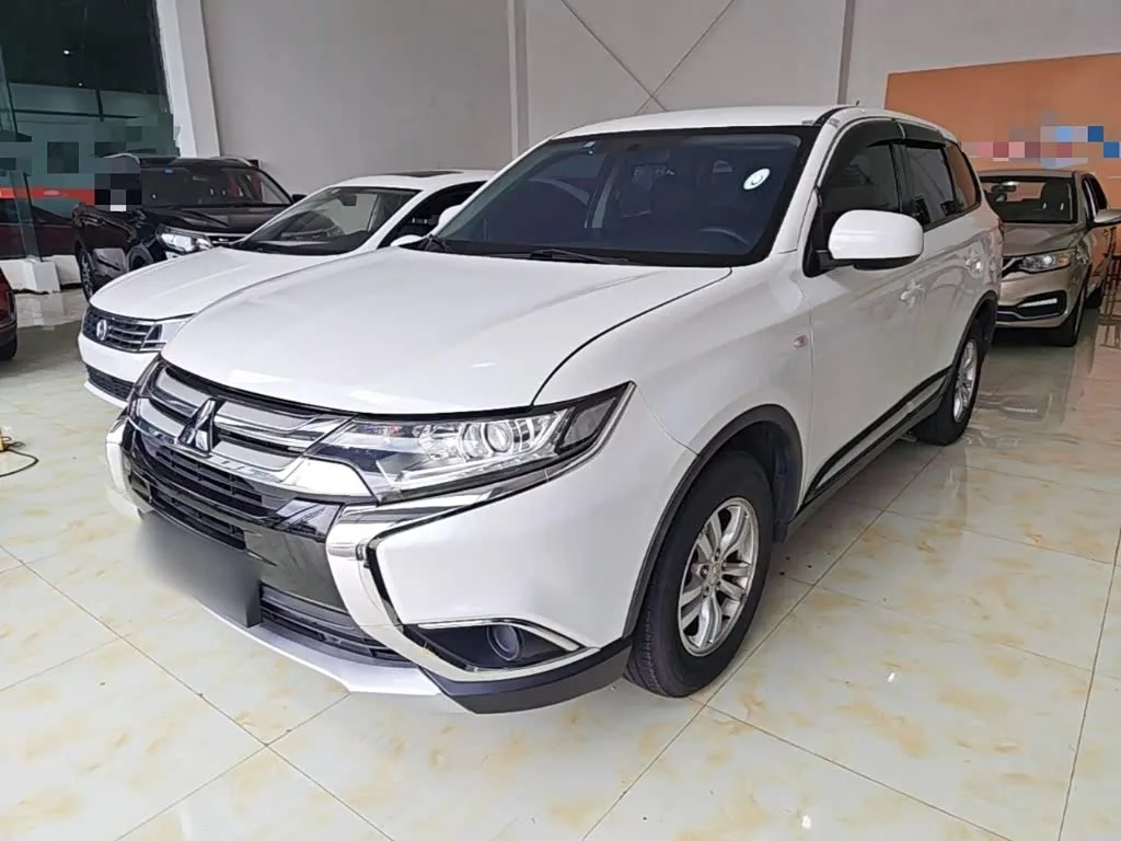 Mitsubishi Outlander 2017 из Китая — купить под ключ