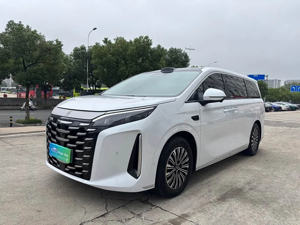 BYD Xia 2025 из Китая — купить под ключ