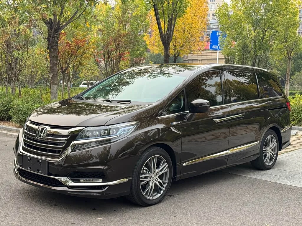 Honda Elysion 2020 из Китая — купить под ключ