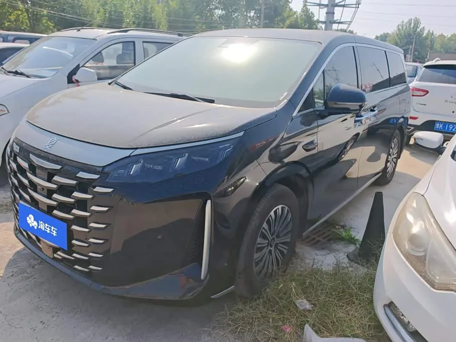 BYD Xia 2025 из Китая — купить под ключ