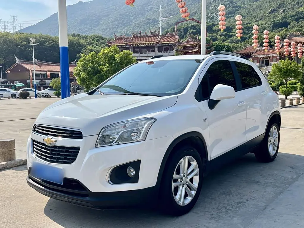 Chevrolet Tracker 2016 из Китая — купить под ключ
