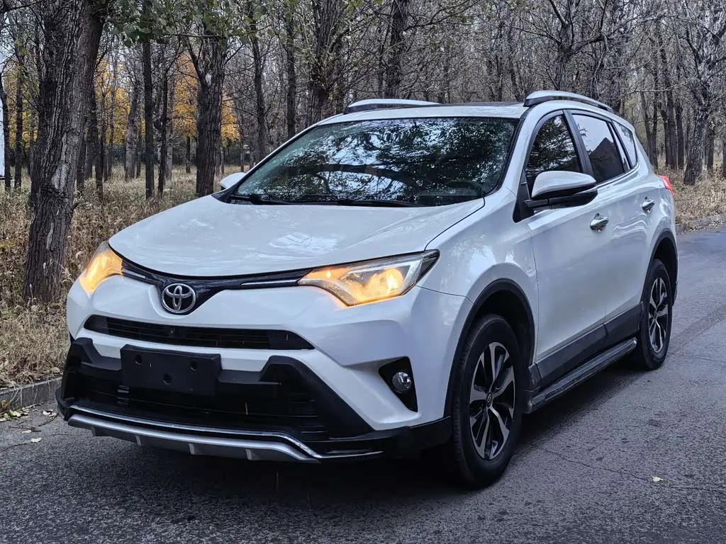Toyota RAV4 2017 из Китая — купить под ключ