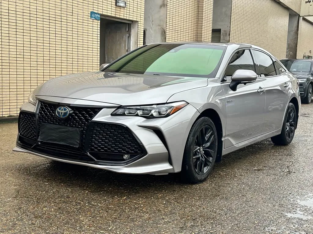 Toyota Avalon 2020 из Китая — купить под ключ