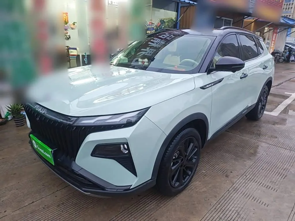 Dongfeng Aeolus Huge 2023 из Китая — купить под ключ