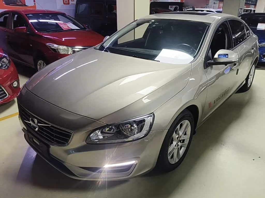 Volvo S60 2015 из Китая — купить под ключ