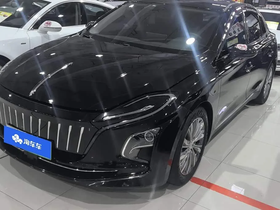 Hongqi E-QM5 2024 из Китая — купить под ключ